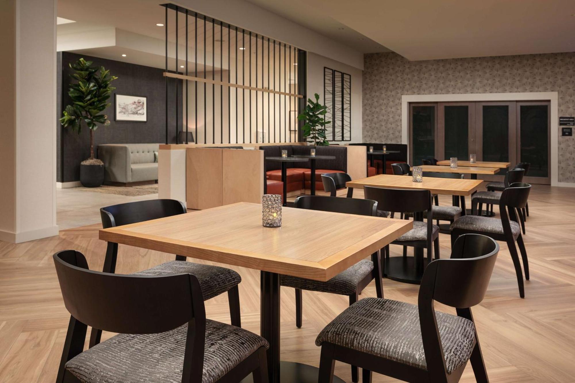 Hampton Inn & Suites Huntsville Downtown, Al ภายนอก รูปภาพ